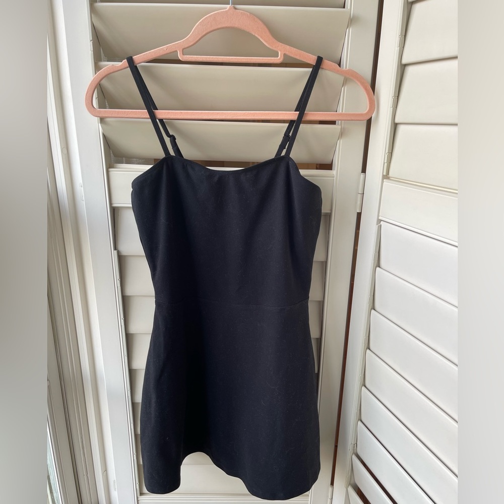 Alo yoga tennis dress. Alosoft courtside tennis dress small